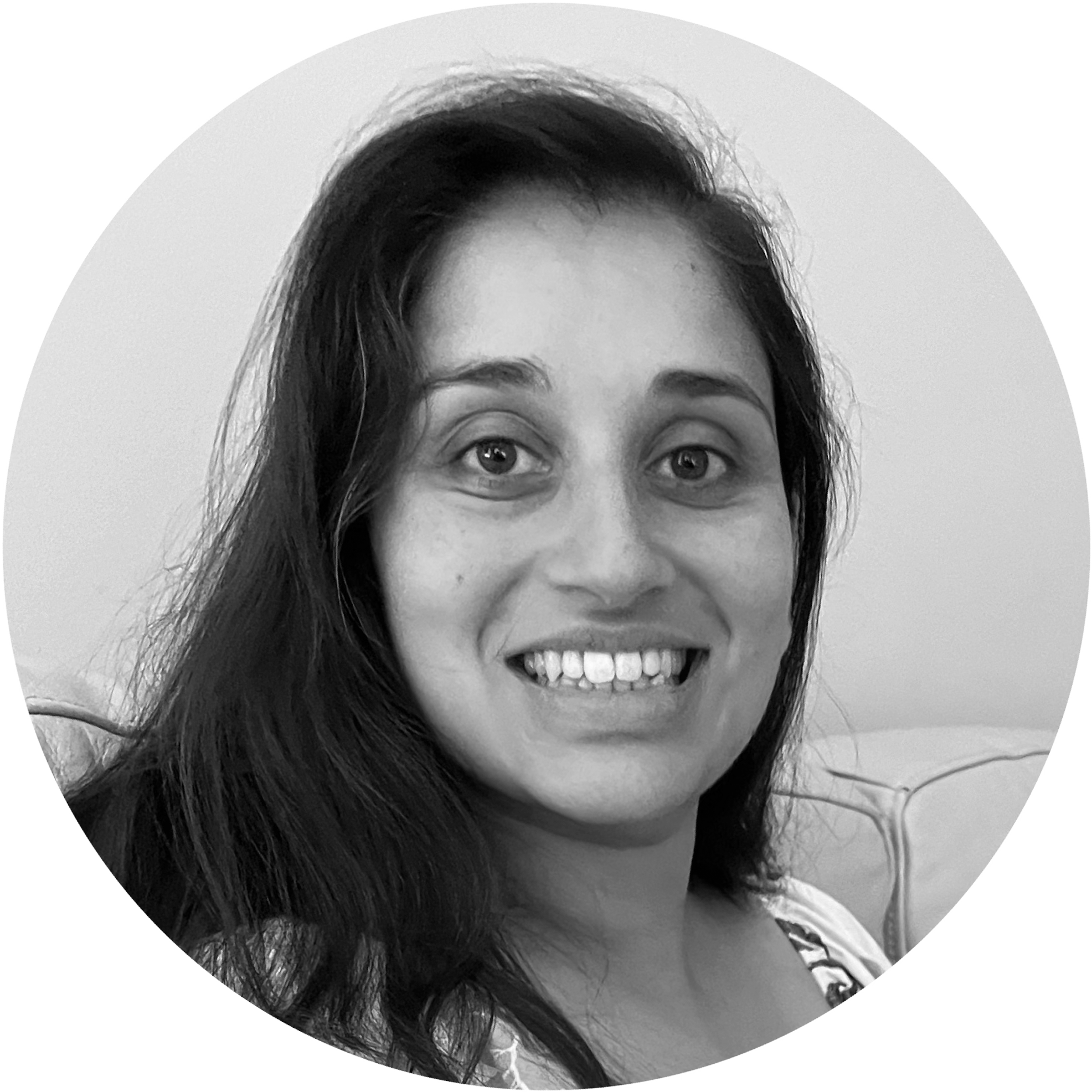 Headshot of Roshni Sawhny